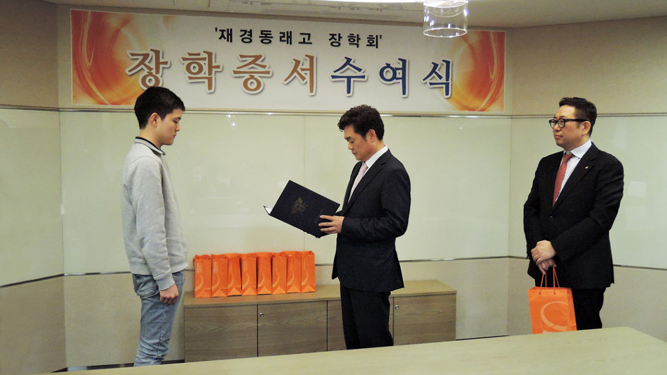 더블클릭을 하시면 이미지를 수정할 수 있습니다